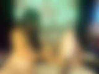 amia-mia's Live Sex Cam Show