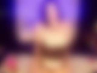 amia-mia's Live Sex Cam Show