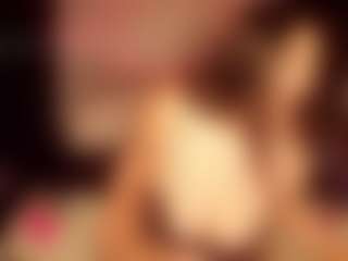 amia-mia's Live Sex Cam Show