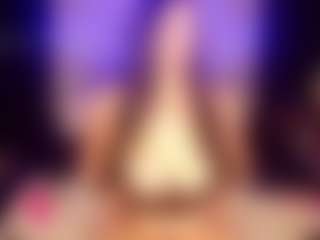 amia-mia's Live Sex Cam Show