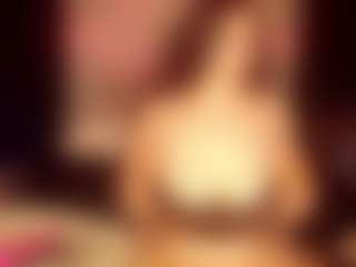 amia-mia's Live Sex Cam Show