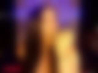 amia-mia's Live Sex Cam Show