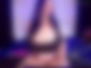 amia-mia's Live Sex Cam Show