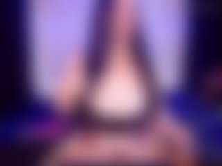 amia-mia's Live Sex Cam Show