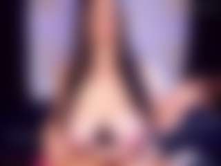amia-mia's Live Sex Cam Show