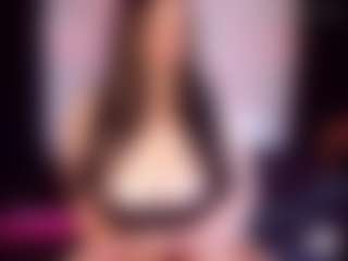 amia-mia's Live Sex Cam Show