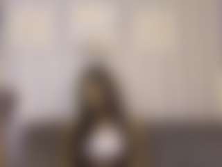 Live cam show with blackbeauty-ts - Brown Eyes on xxxlivecams.org