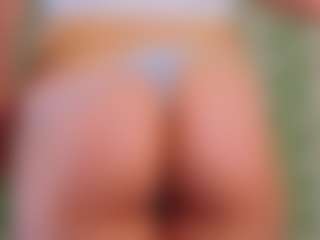Live cam show with CherryWhisperr - Thin on Soda Cam
