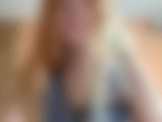 DionnaSeegars's Live Sex Cam Show