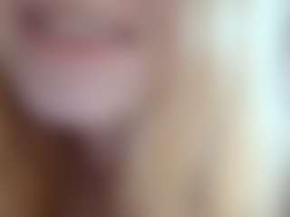 DionnaSeegars's Live Sex Cam Show