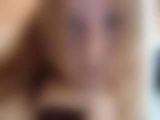 DionnaSeegars's Live Sex Cam Show