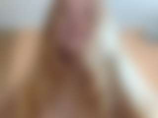 DionnaSeegars's Live Sex Cam Show