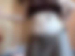 Live cam show with DionnaSeegars - Bra on Camsoda
