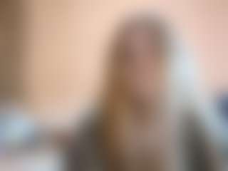 Live cam show with DionnaSeegars - Hairy on Chatstar