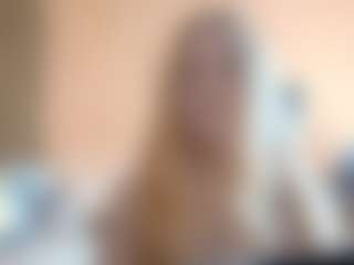 Live cam show with DionnaSeegars - Hairy on https://playwithruby.com