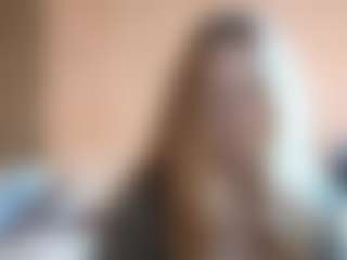 Live cam show with DionnaSeegars - Blonde Hair on Dare Cams