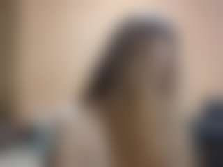 DionnaSeegars's Live Sex Cam Show
