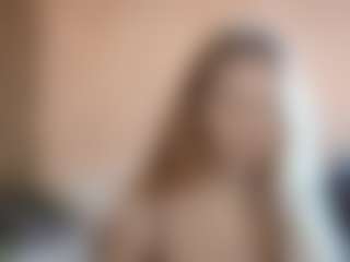 Live cam show with DionnaSeegars - Blue Eyes on CamwithHer