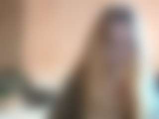 Live cam show with DionnaSeegars - Cute on CamwithHer