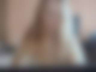 Live cam show with DionnaSeegars - College on Soda Cam
