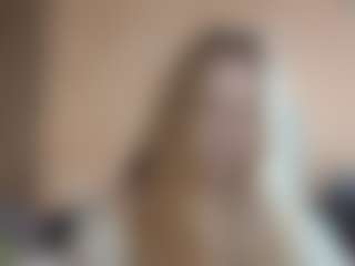 Live cam show with DionnaSeegars - Bra on Cam Slut