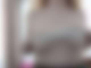 Live cam show with DionnaSeegars - Spank Red Hair on Camsoda