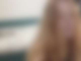 Live cam show with DionnaSeegars - Spank Red Hair on Camsoda
