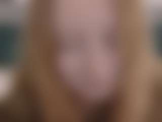 Live cam show with DionnaSeegars - Cute on https://playwithruby.com