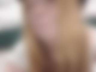 Live cam show with DionnaSeegars - Student on Soda Cam