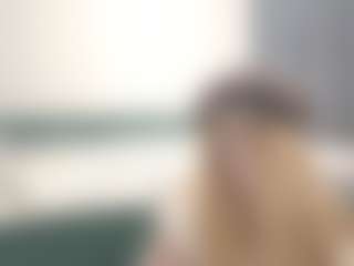 Live cam show with DionnaSeegars - Bra on madthumbs