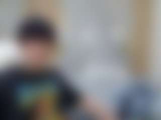 Iantwink18's Live Sex Cam Show