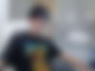 Iantwink18's Live Sex Cam Show