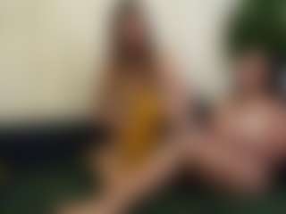 Live cam show with KatrinJons - Cum on StripNow