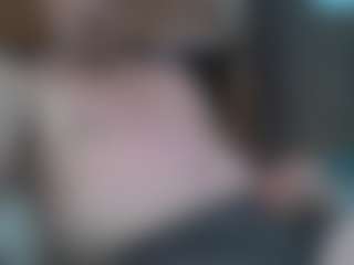 Live cam show with sheshee007 - Fingering on Pornisteam.com