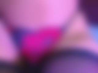 Live cam show with sofynyxs - Ebony on Fling VIP Chat