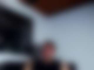 Live cam show with willianm777 - Muscular on StripNow