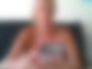 malibumelons's Live Sex Cam Show