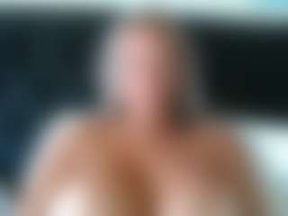 malibumelons's Live Sex Cam Show