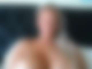 malibumelons's Live Sex Cam Show