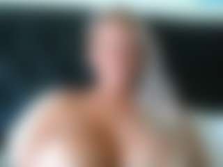 malibumelons's Live Sex Cam Show