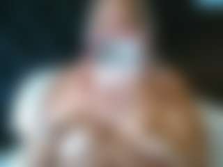 malibumelons's Live Sex Cam Show