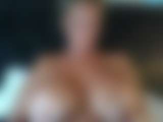 Live cam show with malibumelons - Orgasm on Camsoda Late Night