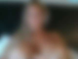 malibumelons's Live Sex Cam Show