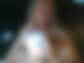 malibumelons's Live Sex Cam Show