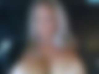 Live cam show with malibumelons - Gamer Toys on CamwithHer