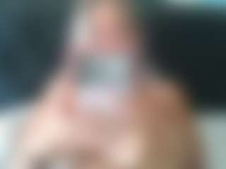 malibumelons's Live Sex Cam Show