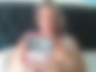 malibumelons's Live Sex Cam Show