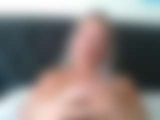 malibumelons's Live Sex Cam Show