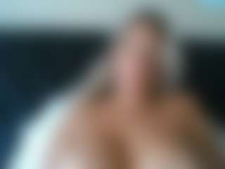 malibumelons's Live Sex Cam Show