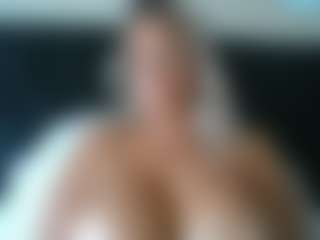malibumelons's Live Sex Cam Show